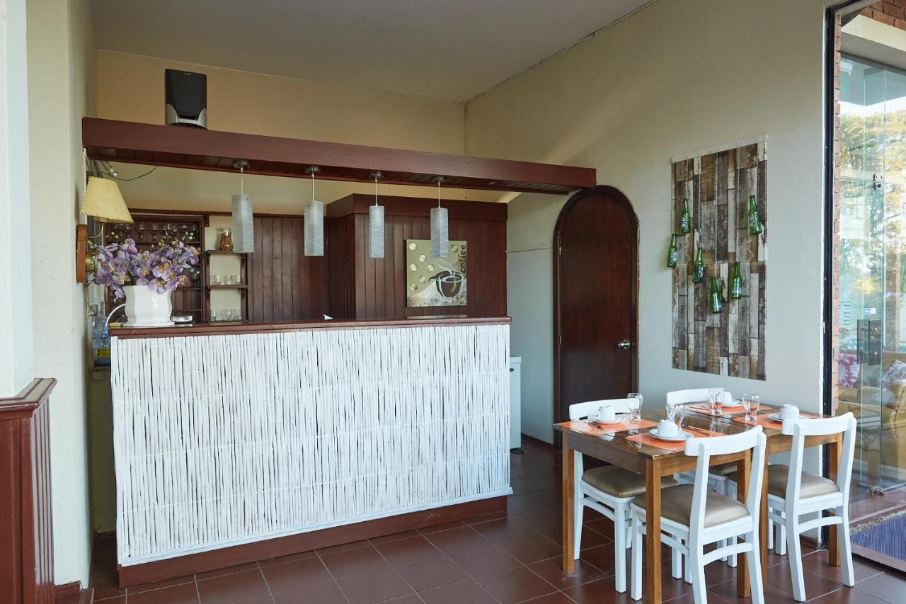 Hotel Termas Day Termas del Daymán エクステリア 写真